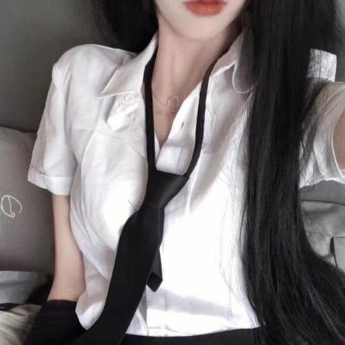 龙纹身的女鬼入镜